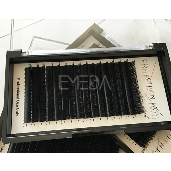 black volume eyelash extension stylist S130